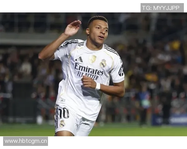 姆巴佩因裁判第98分钟吹哨不满上前理论遭黄牌处罚引发争议 姆巴佩因裁判第98分钟吹哨不满上前理论遭黄牌处罚引发争议